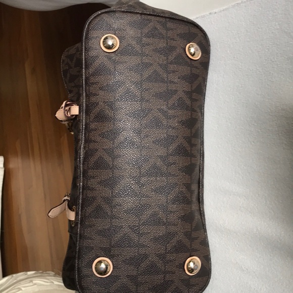 Michael Kors - Picture 6 of 7